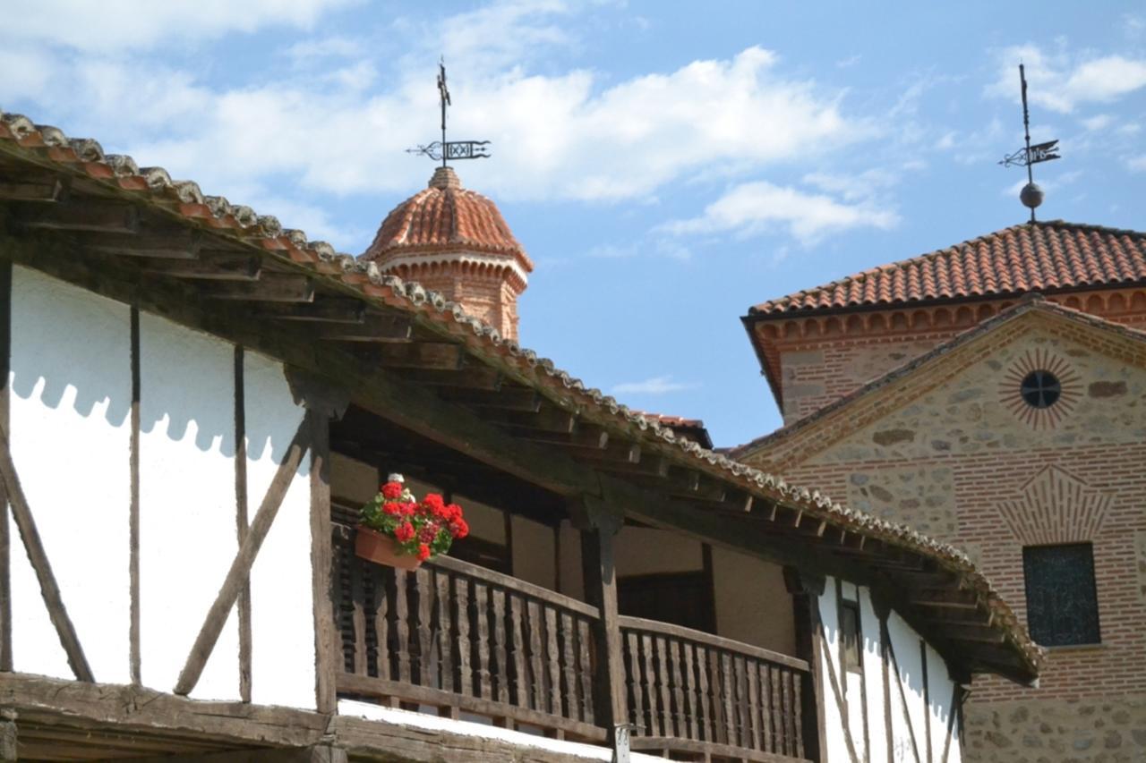 Rural Luna Y Rural Lunaposada